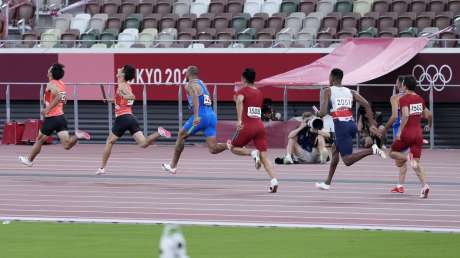 Staffetta 4x100 ITA ORO Foto Luca Pagliaricci GMT _PAG3966 copia