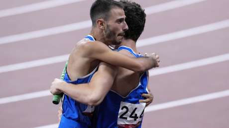 Staffetta 4x100 ITA ORO Foto Luca Pagliaricci GMT _PAG4147 copia