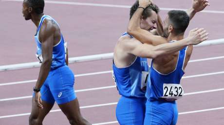 Staffetta 4x100 ITA ORO Foto Luca Pagliaricci GMT _TOK7611 copia