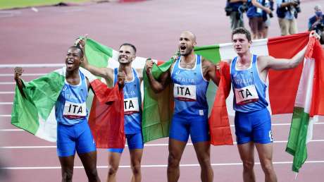 Staffetta 4x100 ITA ORO Foto Luca Pagliaricci GMT _TOK7707 copia