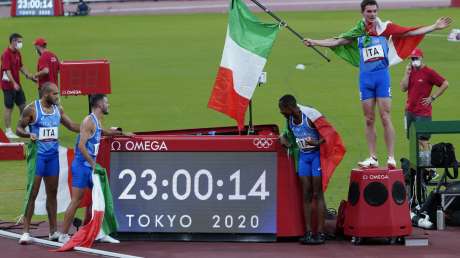 Staffetta 4x100 ITA ORO Foto Luca Pagliaricci GMT _TOK7767 copia