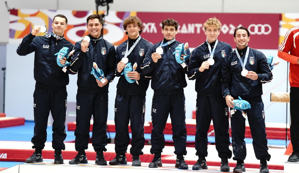 Italia di nuovo sul podio nel concorso generale a squadre: medaglia d'argento per i Moschettieri