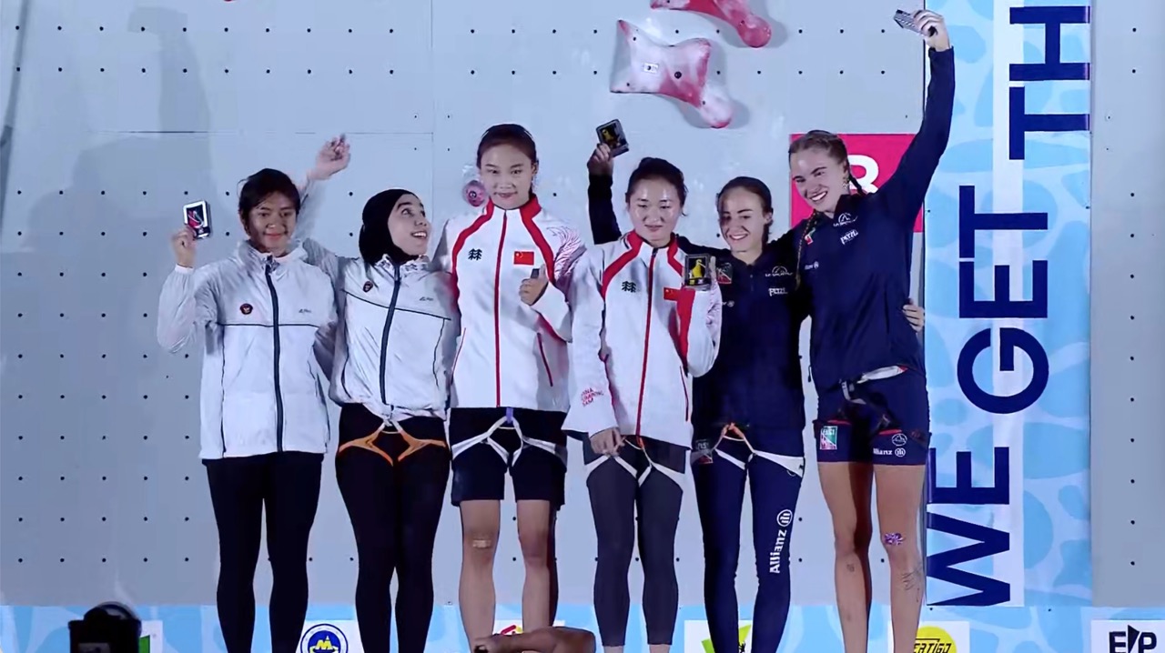 World Climbing Series, staffetta femminile di speed: terze in Cina Randi/Colli