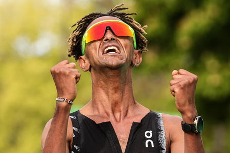 Maratona: Yeman Crippa conquista il successo a Parigi con il personale di 2h05:18