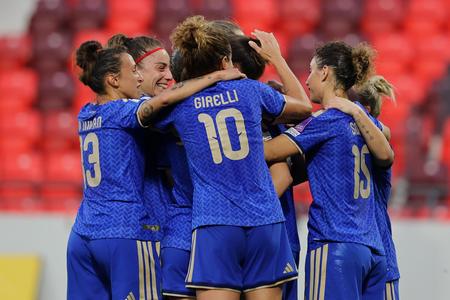 Qualificazioni Mondiali 2027, l'Italia femminile vola a Leskovac: travolta la Serbia 6-0
