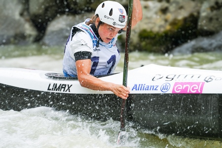 Discesa, Coppa del Mondo: Panato prima in C1 e terza in K1 nel closing di Mezzana