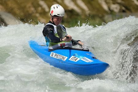 Coppa del Mondo di slalom: azzurri esclusi dal podio nei kayak cross di Tacen