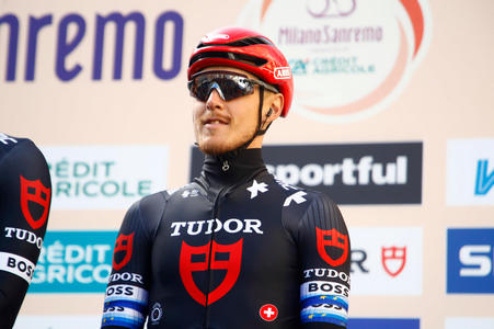 Trentin trionfa alla Parigi-Tours: tris di successi nella prova francese per l'azzurro