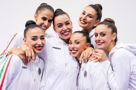 Ritmica, Coppa del Mondo: Farfalle prime in classifica generale dopo la giornata di apertura