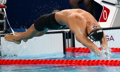 Coppa del Mondo: Ceccon secondo con record italiano sui 200 dorso in vasca corta