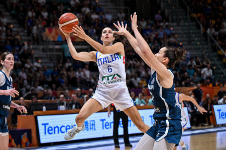 Europei: le azzurre sconfiggono 77-66 la Slovenia e conquistano il pass per i quarti