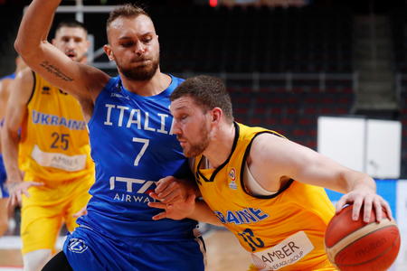 Qualificazioni Mondiali 2027: scelti i 12 azzurri per il match di apertura con l'Islanda