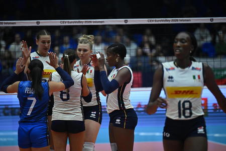 Europei femminili: l'Italia stende 3-0 la Bulgaria a Brno e vola ai quarti di finale