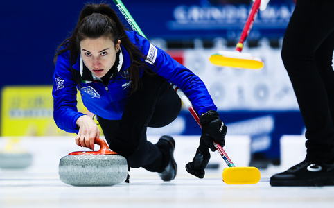 Curling, Mondiali: l'Italia femminile travolge 9-2 la Norvegia nella sesta giornata