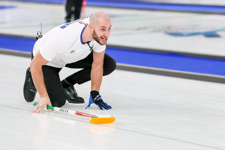Mondiali maschili di curling: l'Italia perde 9-7 con il Canada e resta out dalle semifinali