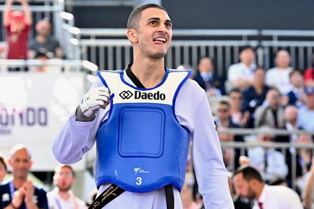 Vito Dell'Aquila riconquista il trono: leader olimpico e mondiale nei -58 kg