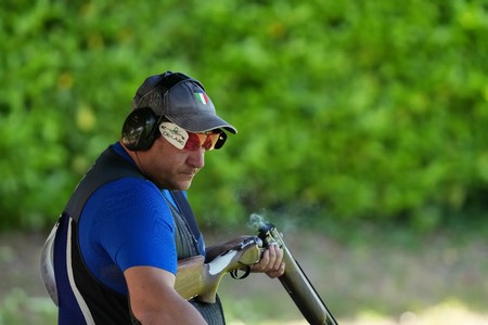 Trap, Europei: Fabbrizi al comando al maschile dopo i primi 75 piattelli di qualifica a Lonato